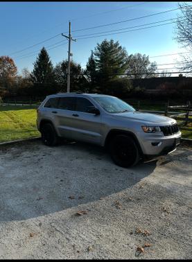2017 Jeep Grand Cherokee Laredo