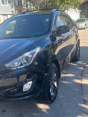 Black 2015 Hyundai TUCSON SE