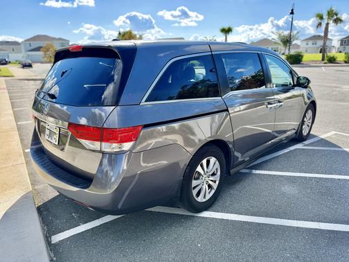 Gray 2016 Honda Odyssey EX-L