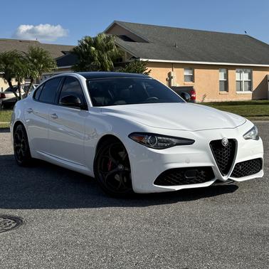 2019 Alfa Romeo Giulia Base