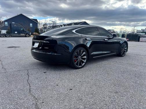 2018 Tesla Model S P100D