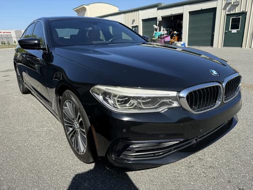 2017 BMW 540 i