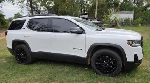 White 2021 GMC Acadia SLE