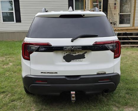 White 2021 GMC Acadia SLE