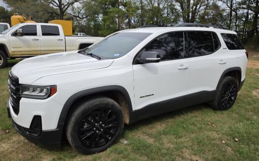 White 2021 GMC Acadia SLE