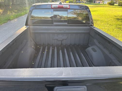 Black 2016 Chevrolet Colorado LT