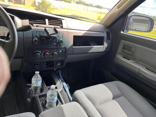 Blue 2010 Dodge Dakota Big Horn/Lone Star