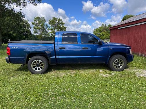 Blue 2010 Dodge Dakota Big Horn/Lone Star