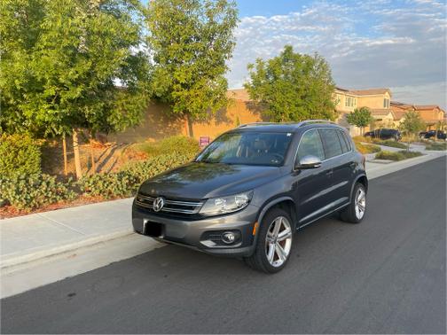 2016 Volkswagen Tiguan R-Line