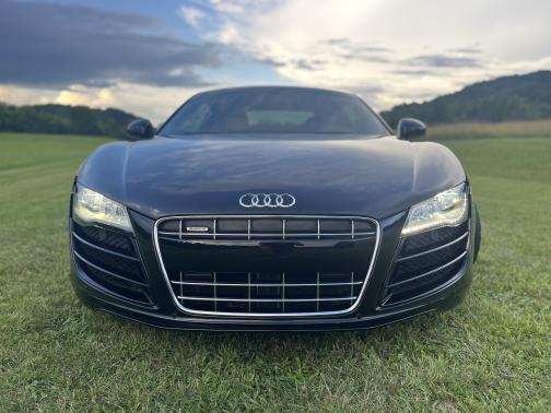 2012 Audi R8 5.2 quattro