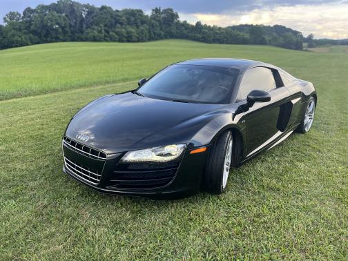 2012 Audi R8 5.2 quattro