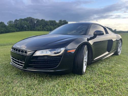 2012 Audi R8 5.2 quattro
