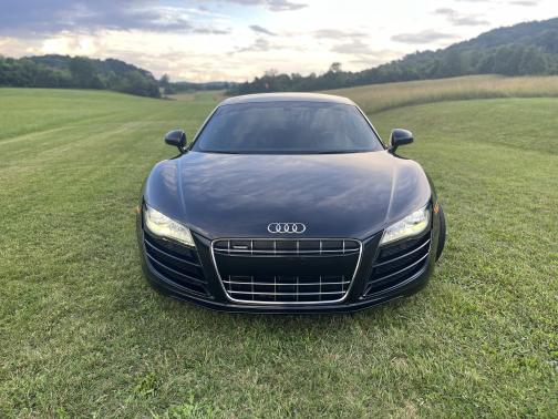 2012 Audi R8 5.2 quattro