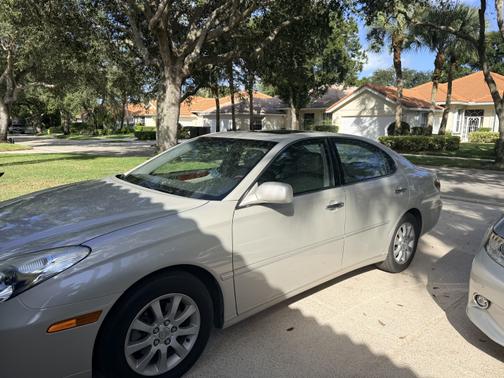 2004 Lexus ES 330 Base