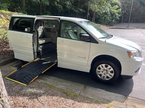 2014 Dodge Grand Caravan AVP/SE