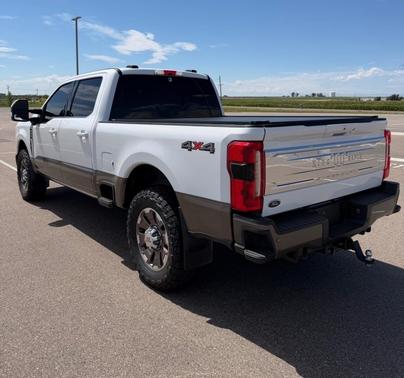 White 2023 Ford F-250 King Ranch
