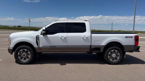 White 2023 Ford F-250 King Ranch