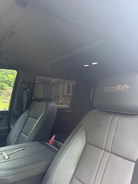 Black 2024 Chevrolet Silverado 2500 High Country