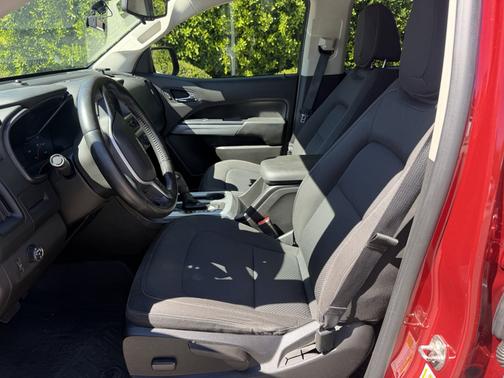 Red 2016 Chevrolet Colorado LT