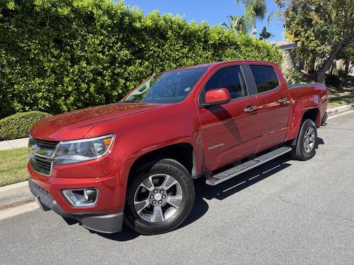 Red 2016 Chevrolet Colorado LT