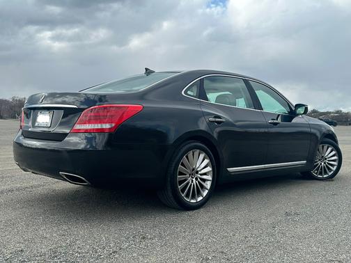 Black 2014 Hyundai Equus Signature