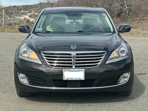 Black 2014 Hyundai Equus Signature