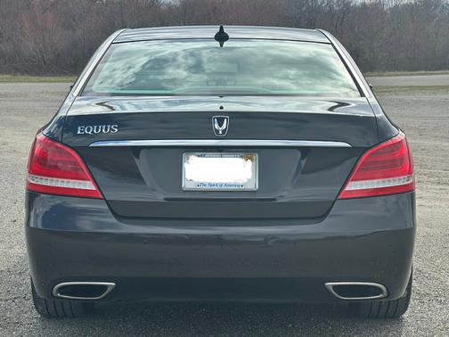 Black 2014 Hyundai Equus Signature