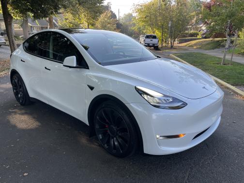 Photo 1 of 23 of 2020 Tesla Model Y Performance