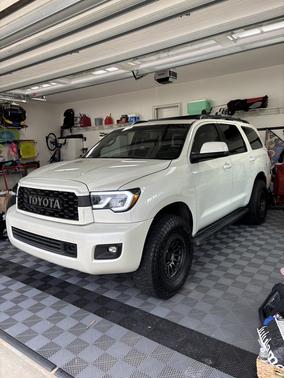 2013 Toyota Sequoia Platinum