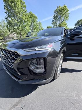 Black 2019 Hyundai SANTA FE SE 2.4