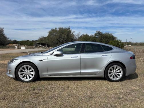 2018 Tesla Model S 75D