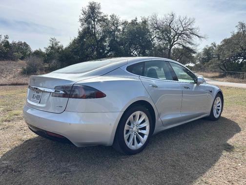 2018 Tesla Model S 75D