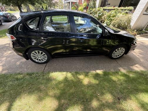 Black 2010 Subaru Impreza 2.5 i Premium
