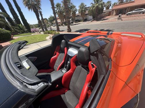 2020 Chevrolet Corvette Stingray w/3LT