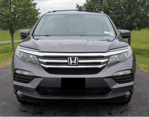 Gray 2016 Honda Pilot EX-L