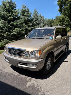 2002 Lexus LX 470 Base