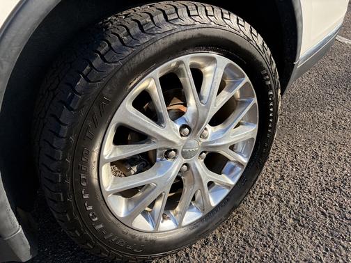 White 2014 Dodge Durango Citadel