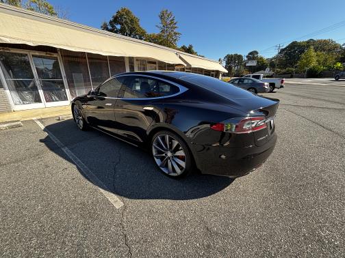 2016 Tesla Model S 75D