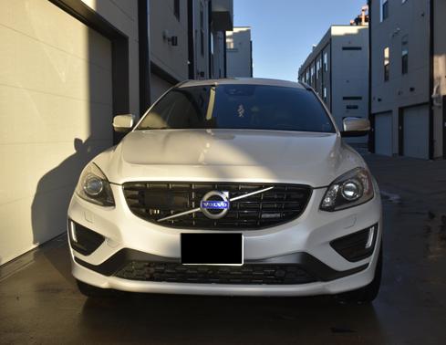 2015 Volvo XC60 T6 R-Design Platinum