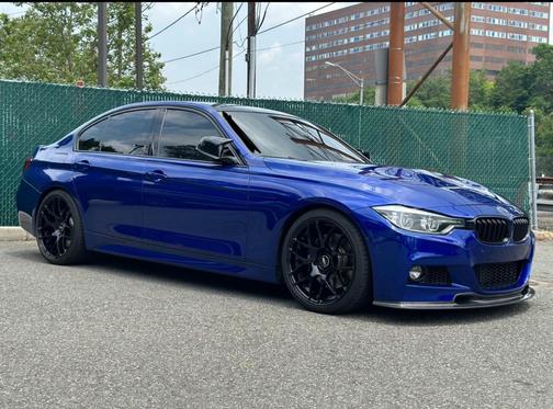 Blue 2016 BMW 340 i
