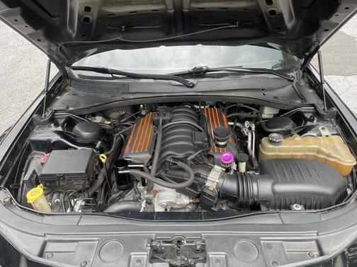 2014 Chrysler 300 SRT8