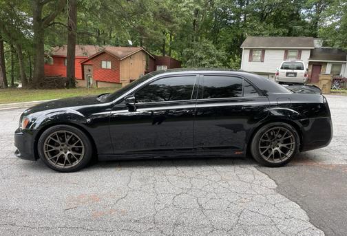 2014 Chrysler 300 SRT8