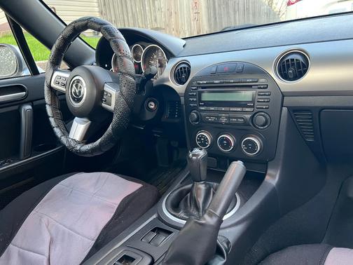 Silver 2009 Mazda MX-5 Miata Touring Hardtop Convertible