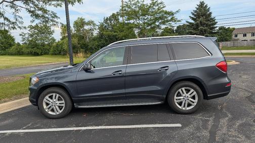 Gray 2014 Mercedes-Benz GL-Class GL 450 4MATIC