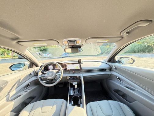 Silver 2023 Hyundai ELANTRA SEL