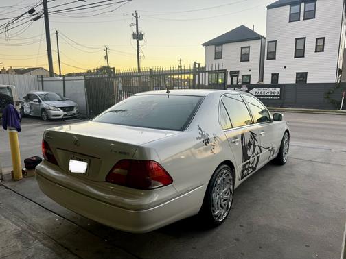 2003 Lexus LS 430 Base