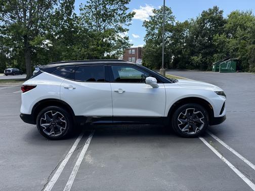 White 2022 Chevrolet Blazer RS