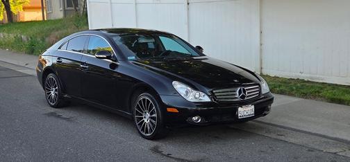 Black 2006 Mercedes-Benz CLS-Class CLS500