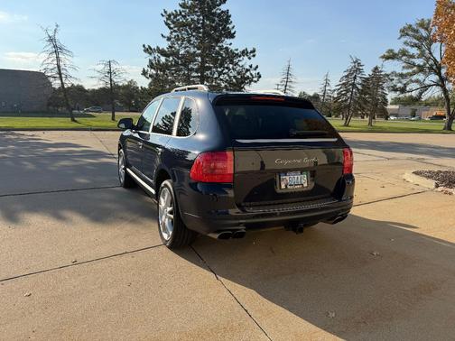 Blue 2004 Porsche Cayenne Cayenne Turbo