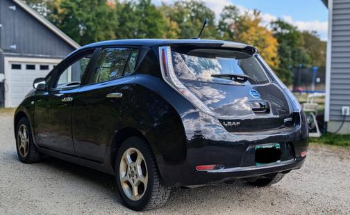 2012 Nissan Leaf SL
